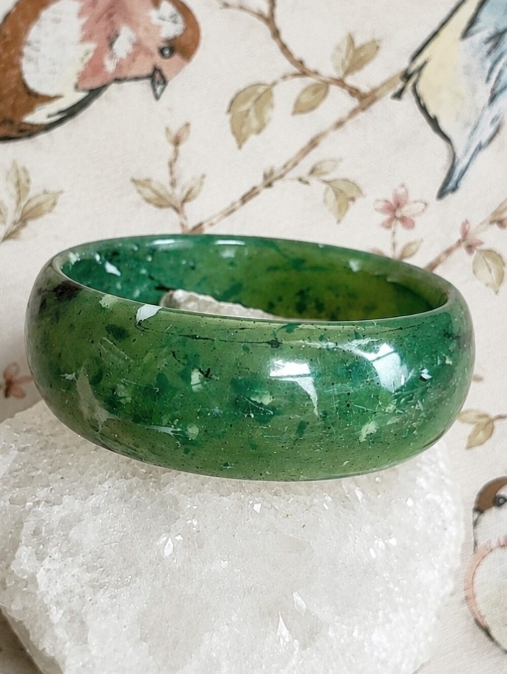 Faux Green Jade Plastic Bangle Light Weight Transparent Speckle Vintage Bracelet